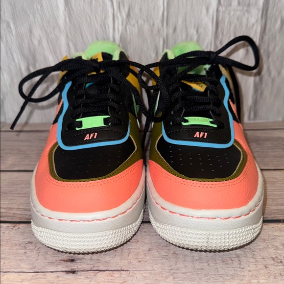 Nike Air Force 1 Low Shadow
Solar Flare Atomic Pink - Picture 3 of 12